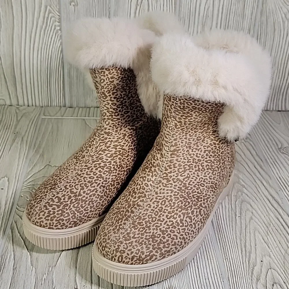 Journee Collection Leopard Print Faux Fur-Lined Boots Womens Size 8